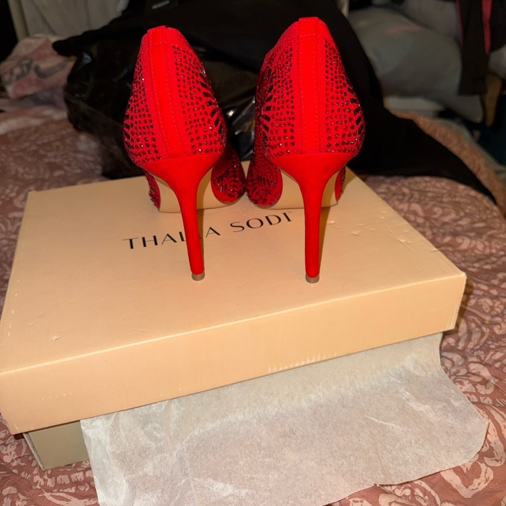 Thalia Sodi Karmen Red Beaded heeled booties - Picture 3 of 8